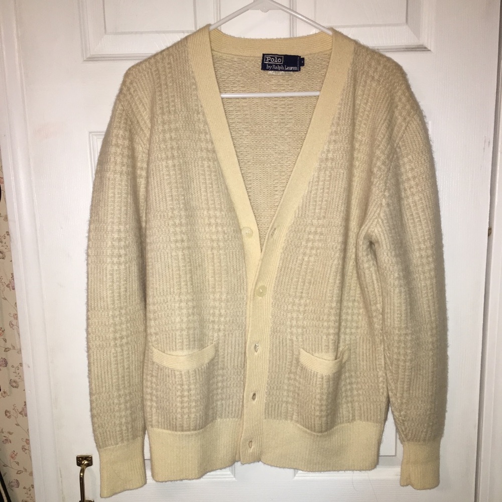 ✨NEW LISTING✨ 100% Cashmere Sweater